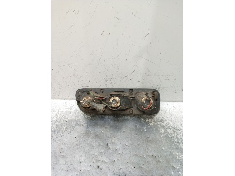 Recambio de piloto trasero derecho paragolpes para nissan terrano ii (r20) 2.7 td 4wd referencia OEM IAM  VER FOTOS 