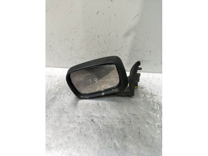 Recambio de retrovisor izquierdo para nissan terrano ii (r20) 2.7 td 4wd referencia OEM IAM  MANUAL 