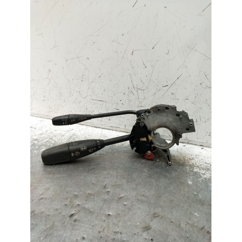 Recambio de mando limpia para mercedes-benz clase e (w211) e 220 cdi (211.006) referencia OEM IAM A1715402245  