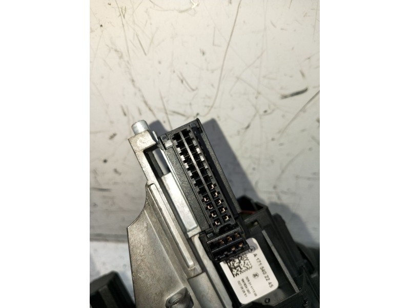 Recambio de mando limpia para mercedes-benz clase e (w211) e 220 cdi (211.006) referencia OEM IAM A1715402245  