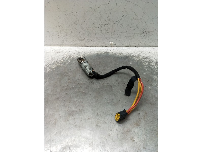 Recambio de conmutador de arranque para renault clio ii (bb_, cb_) 1.4 (b/cb0c, b/cb0s) referencia OEM IAM   