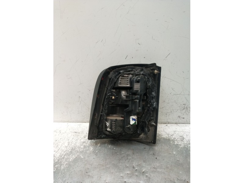 Recambio de piloto trasero izquierdo para nissan micra ii (k11) 1.3 i 16v referencia OEM IAM   