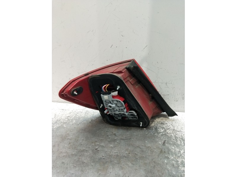 Recambio de piloto trasero derecho para mercedes-benz clase c t-model (s204) c 220 cdi (204.202) referencia OEM IAM   