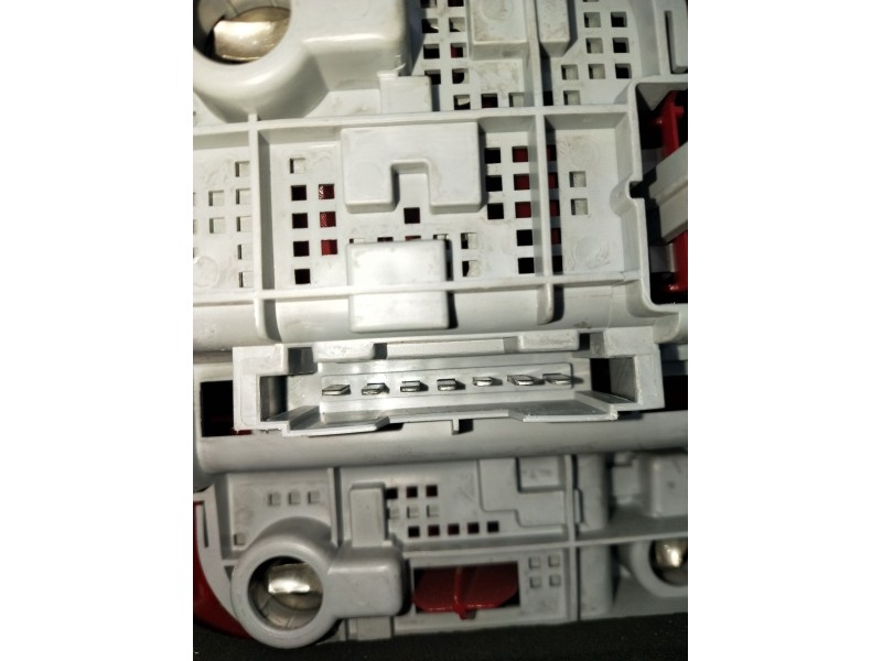 Recambio de piloto trasero derecho para mercedes-benz clase c t-model (s204) c 220 cdi (204.202) referencia OEM IAM   