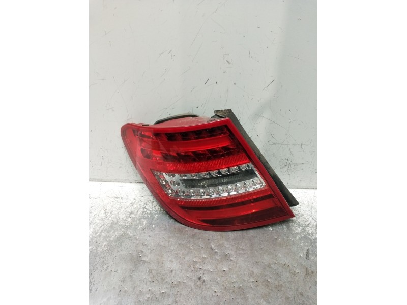 Recambio de piloto trasero izquierdo para mercedes-benz clase c t-model (s204) c 220 cdi (204.202) referencia OEM IAM   