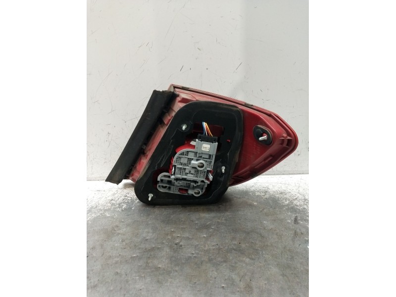 Recambio de piloto trasero izquierdo para mercedes-benz clase c t-model (s204) c 220 cdi (204.202) referencia OEM IAM   