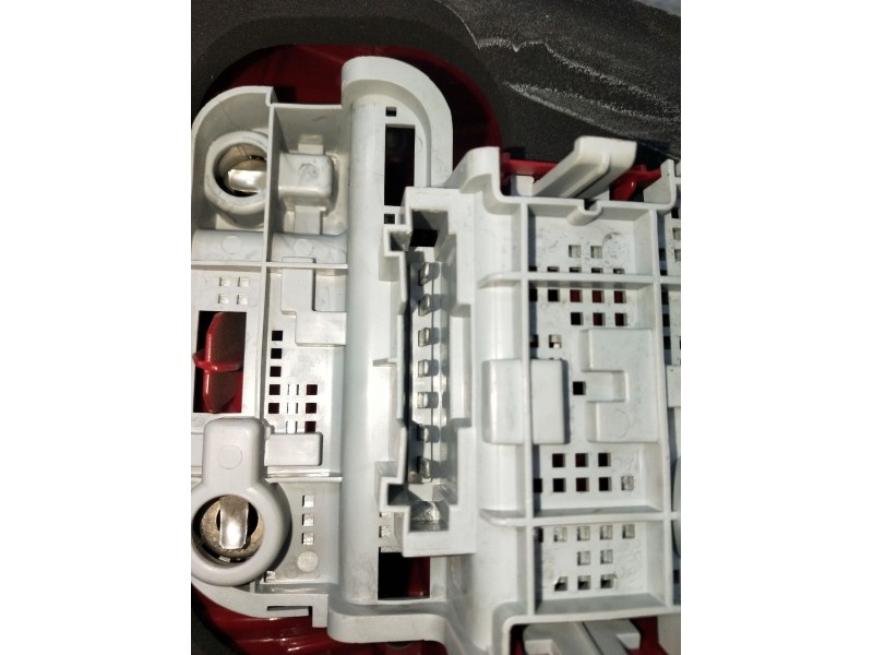 Recambio de piloto trasero izquierdo para mercedes-benz clase c t-model (s204) c 220 cdi (204.202) referencia OEM IAM   