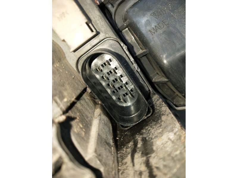 Recambio de faro izquierdo para audi a4 b6 (8e2) 1.9 tdi referencia OEM IAM   