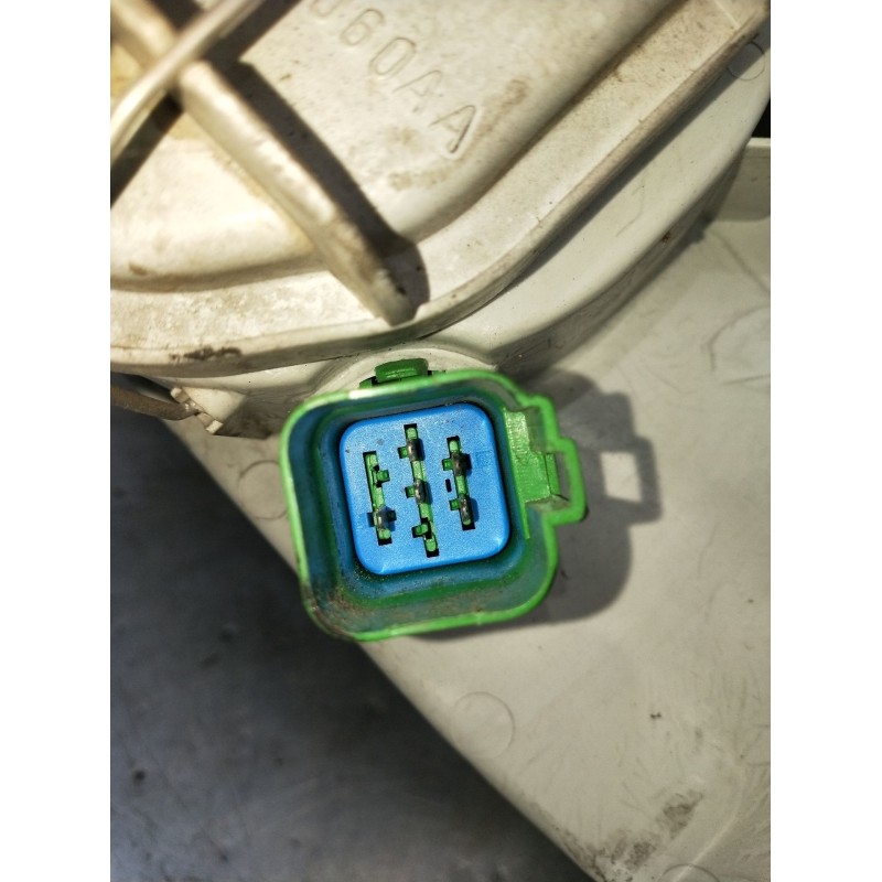 Recambio de faro derecho para ford escort vi sedán (gal, afl) 1.6 i 16v referencia OEM IAM   