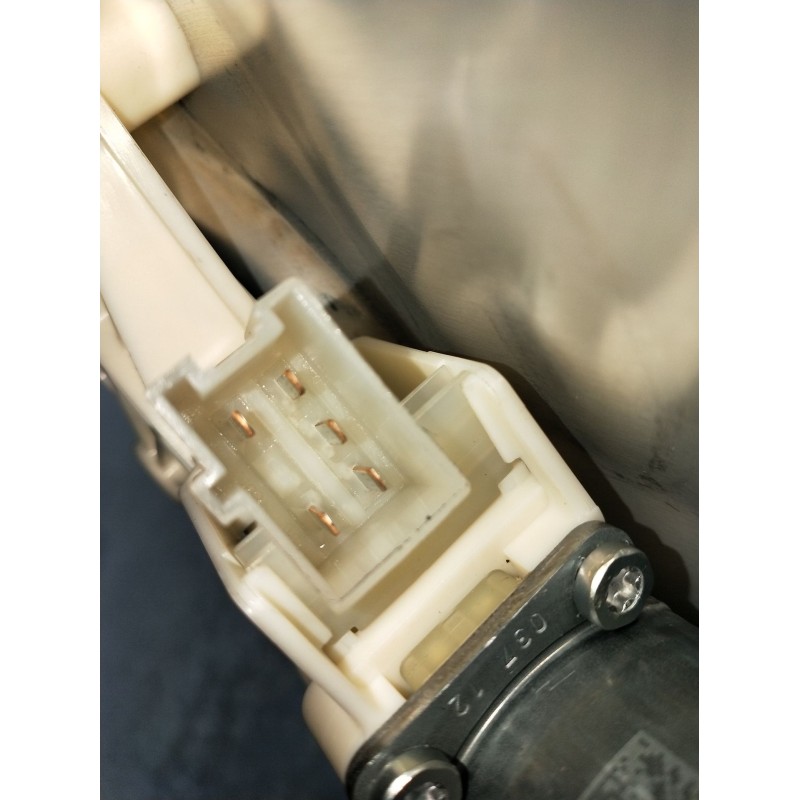 Recambio de elevalunas delantero izquierdo para mercedes-benz clase c t-model (s204) c 220 cdi (204.202) referencia OEM IAM A204