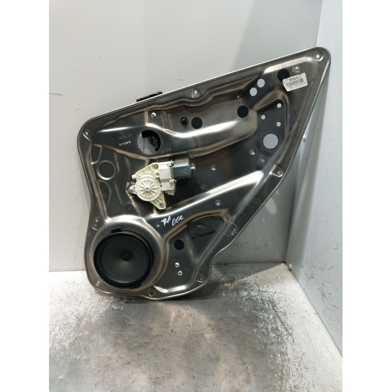 Recambio de elevalunas trasero derecho para mercedes-benz clase c t-model (s204) c 220 cdi (204.202) referencia OEM IAM A2048200