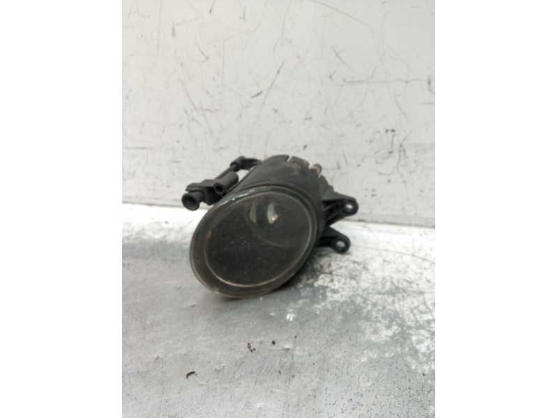 Recambio de faro antiniebla derecho para audi a4 b6 (8e2) 1.9 tdi referencia OEM IAM   