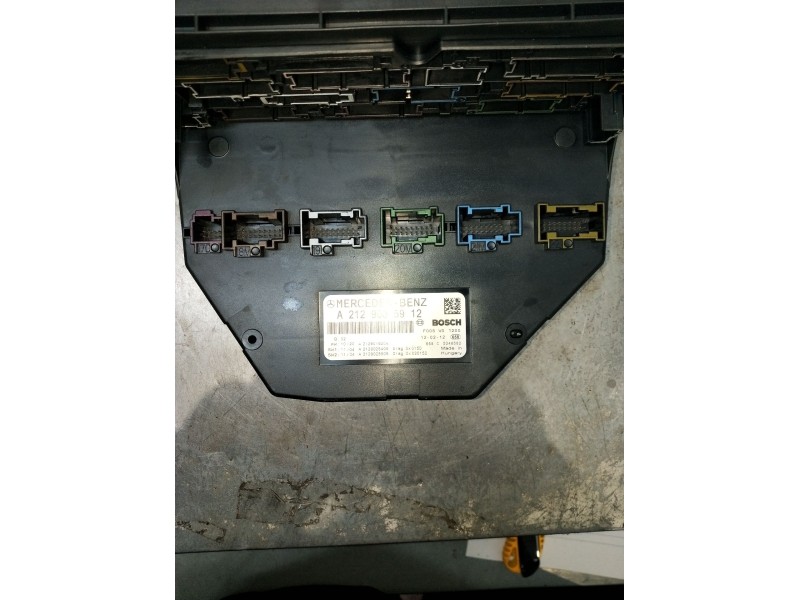 Recambio de caja reles / fusibles para mercedes-benz clase c t-model (s204) c 220 cdi (204.202) referencia OEM IAM A2129005912 A