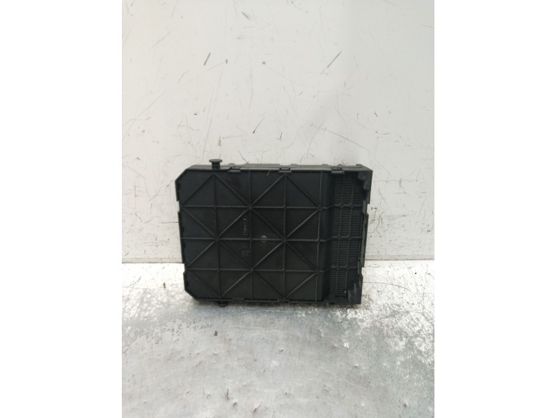 Recambio de caja reles / fusibles para citroën c4 coupé (la_) 1.4 16v referencia OEM IAM 9663576480 BSI2004P0900 