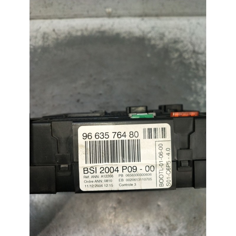 Recambio de caja reles / fusibles para citroën c4 coupé (la_) 1.4 16v referencia OEM IAM 9663576480 BSI2004P0900 