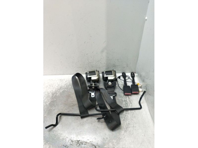 Recambio de juego cinturones delantero para citroën c4 coupé (la_) 1.4 16v referencia OEM IAM  3P 