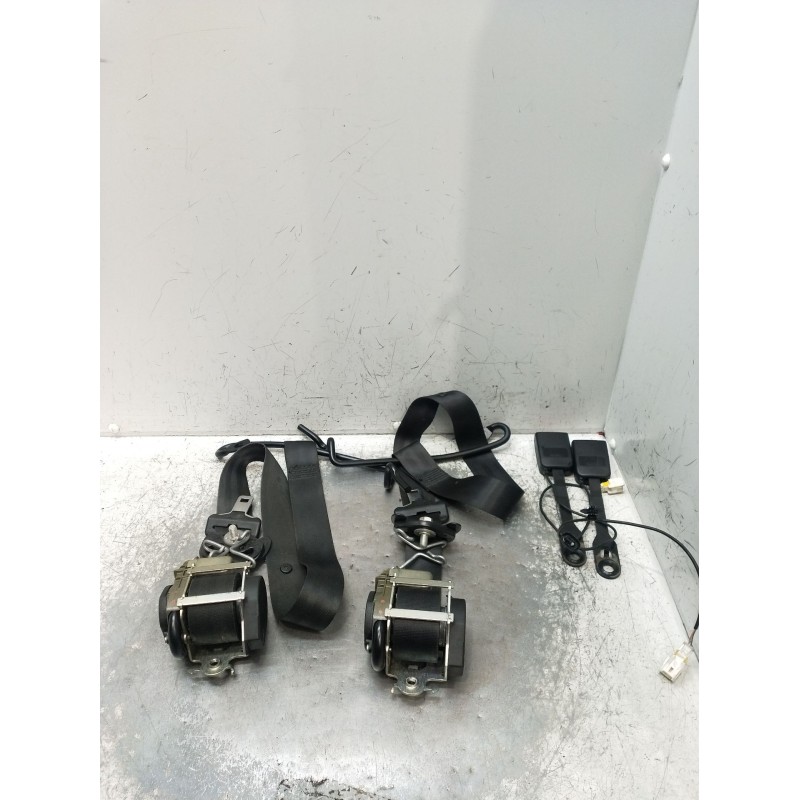 Recambio de juego cinturones delantero para citroën c4 coupé (la_) 1.4 16v referencia OEM IAM  3P 