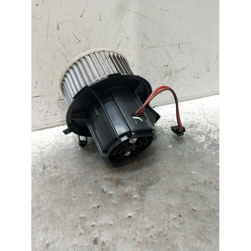 Recambio de motor calefaccion para mercedes-benz clase c t-model (s204) c 220 cdi (204.202) referencia OEM IAM V7771001W204LL4  