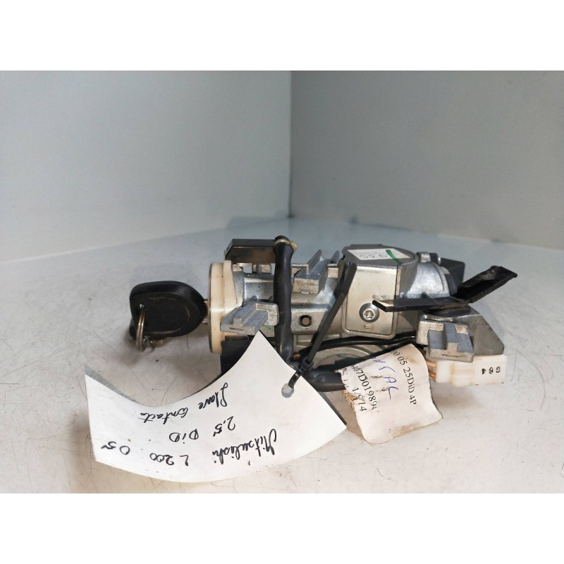 Recambio de conmutador de arranque para mitsubishi l 200 (ka0/kb0) 2.5 di-d cat referencia OEM IAM 3811730003  