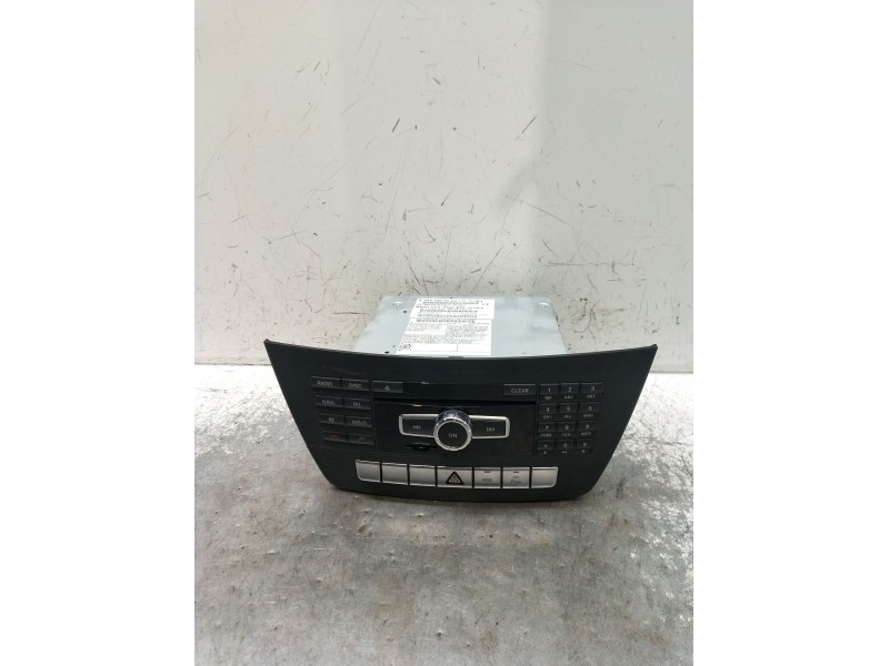 Recambio de sistema audio / radio cd para mercedes-benz clase c t-model (s204) c 220 cdi (204.202) referencia OEM IAM A240900600