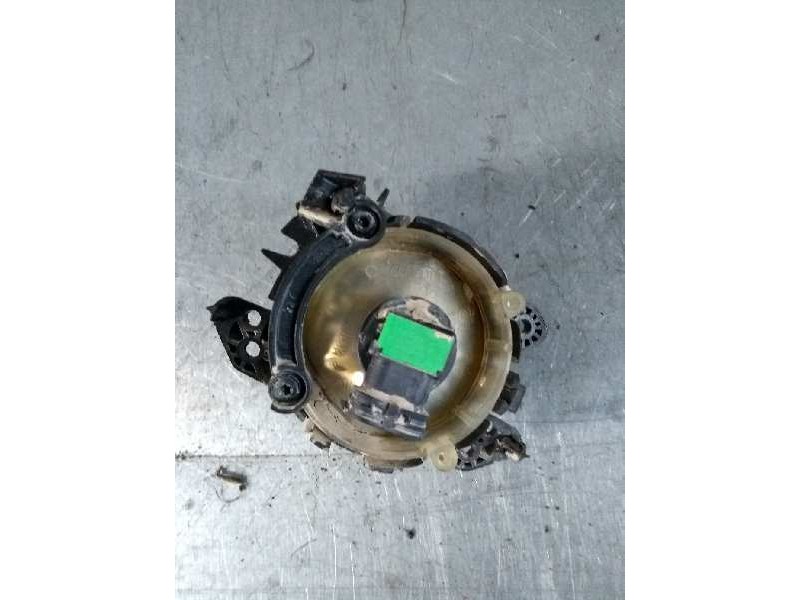 Recambio de faro antiniebla derecho para mercedes clase c (w204) berlina c 200 cdi blueefficiency (204.001) referencia OEM IAM  