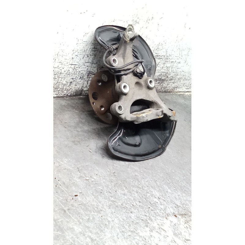 Recambio de mangueta delantera izquierda para mercedes-benz clase c t-model (s204) c 220 cdi (204.202) referencia OEM IAM   