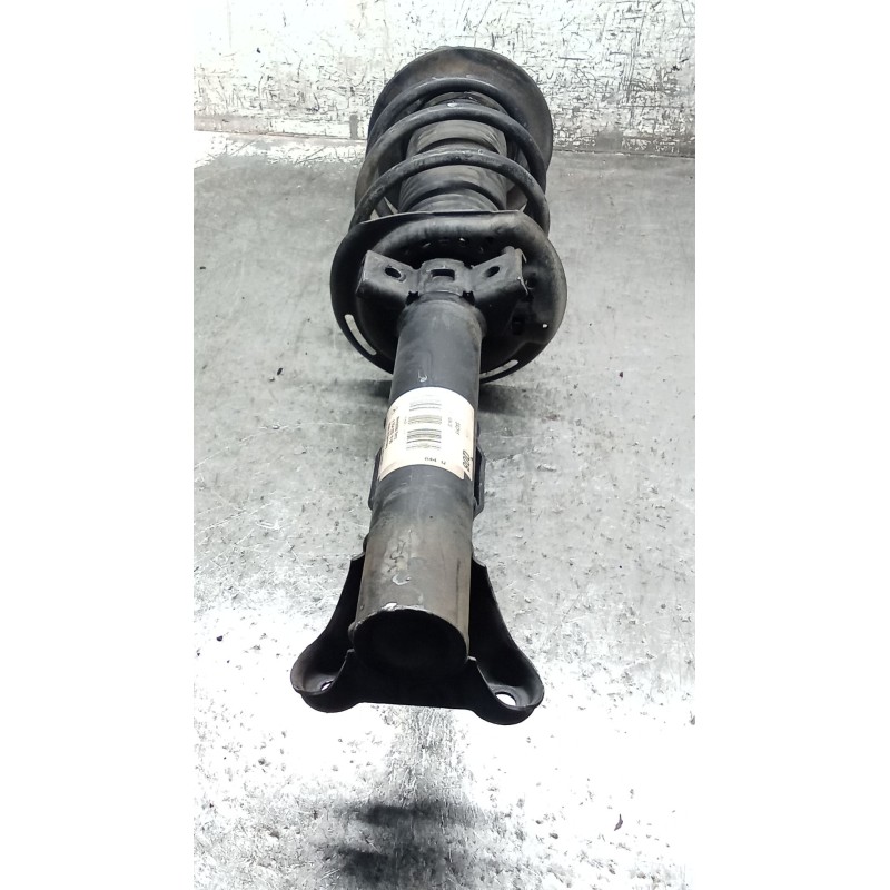 Recambio de amortiguador delantero izquierdo para mercedes-benz clase c t-model (s204) c 220 cdi (204.202) referencia OEM IAM A0