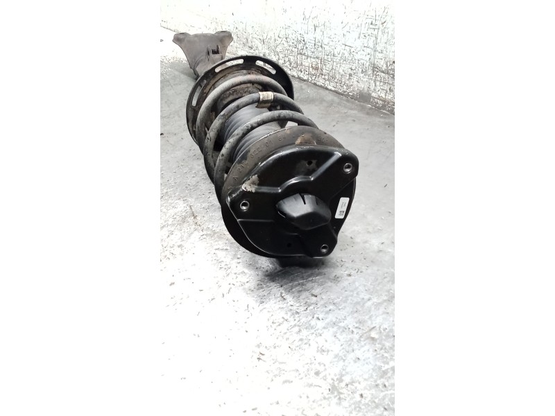 Recambio de amortiguador delantero derecho para mercedes-benz clase c t-model (s204) c 220 cdi (204.202) referencia OEM IAM A204