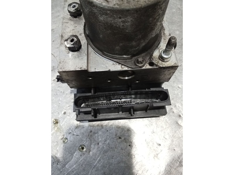 Recambio de abs para kia cee´d hatchback (ed) 1.6 referencia OEM IAM 0265950694 0265235330589 589201h600