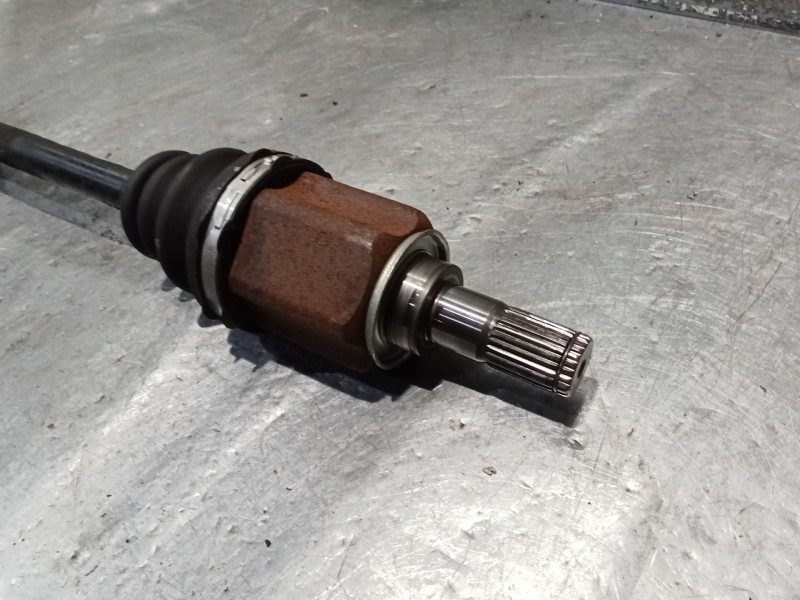 Recambio de transmision delantera izquierda para kia cee´d hatchback (ed) 1.6 referencia OEM IAM   