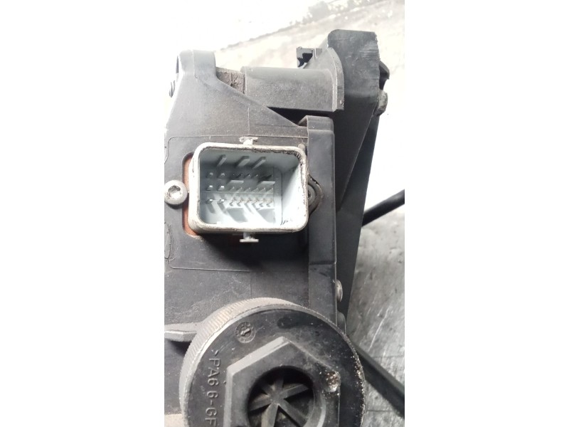 Recambio de freno de mano electrico para renault scénic ii (jm0/1_) 1.5 dci (jm0f) referencia OEM IAM 8200702092  