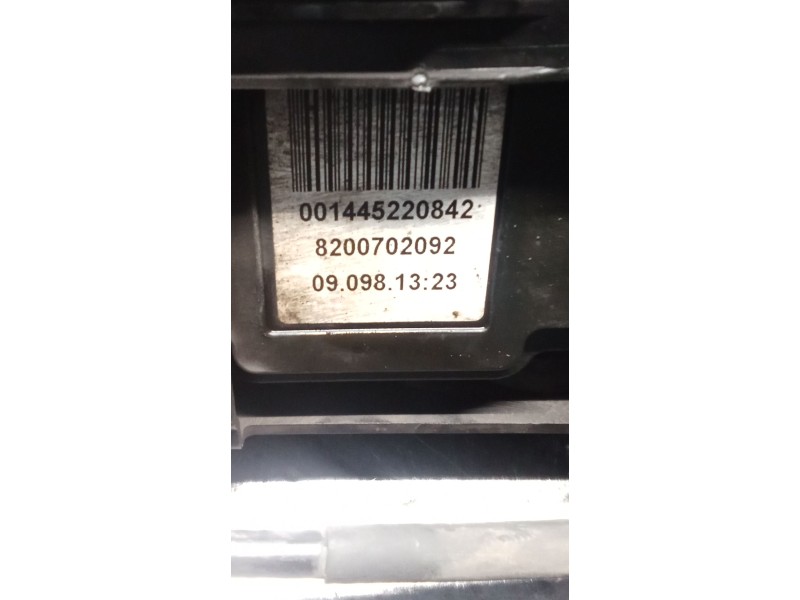 Recambio de freno de mano electrico para renault scénic ii (jm0/1_) 1.5 dci (jm0f) referencia OEM IAM 8200702092  