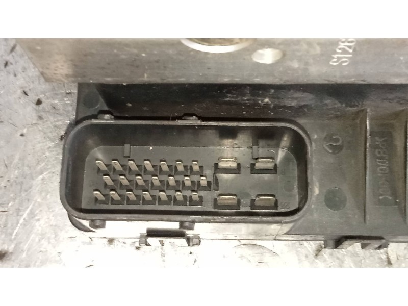 Recambio de abs para hyundai santa fe (sm) 2.0 gls crdi referencia OEM IAM 9566026500 5890026150 BH60101110