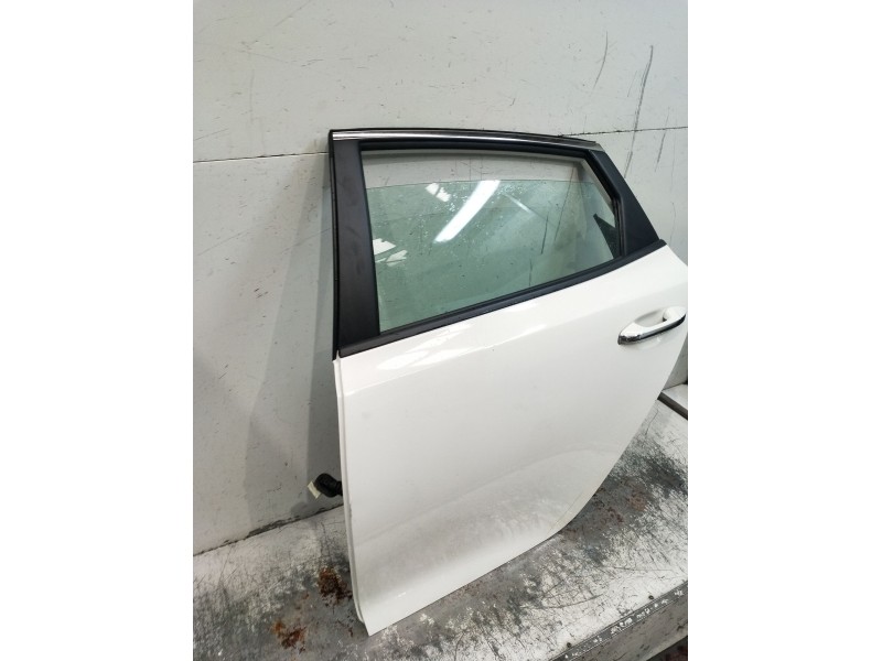 Recambio de puerta trasera izquierda para kia optima (jf) 1.7 crdi referencia OEM IAM  4P 