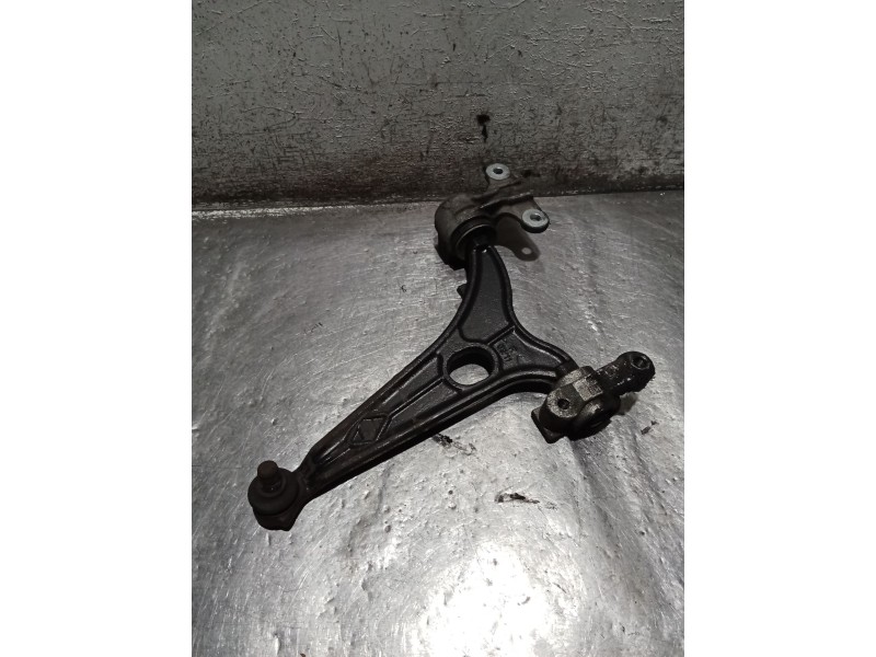 Recambio de brazo suspension inferior delantero derecho para citroën jumpy ii furgoneta 1.6 hdi 90 16v referencia OEM IAM   