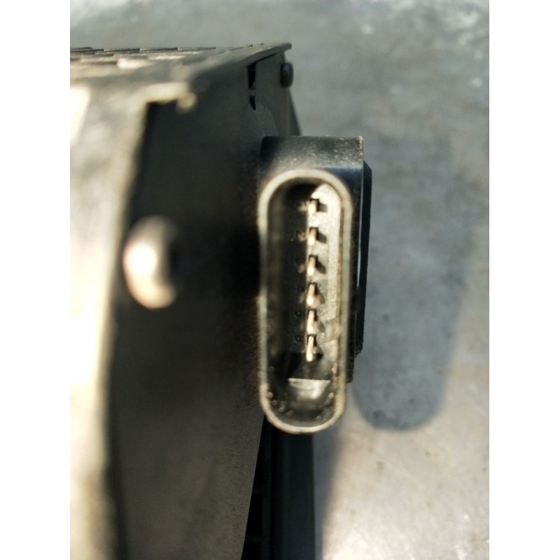 Recambio de potenciometro pedal para mercedes-benz clase c t-model (s204) c 220 cdi (204.202) referencia OEM IAM A2043000004  