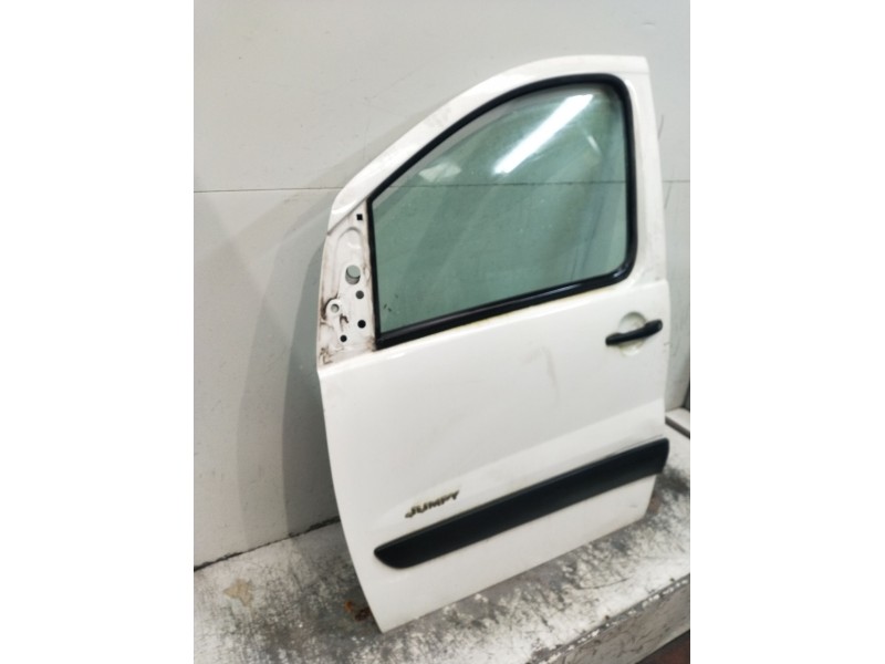 Recambio de puerta delantera izquierda para citroën jumpy ii furgoneta 1.6 hdi 90 16v referencia OEM IAM  6P 