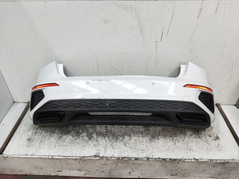 Recambio de paragolpes trasero para audi a3 sportback (8ya) s-line referencia OEM IAM  OJO VER FOTOS