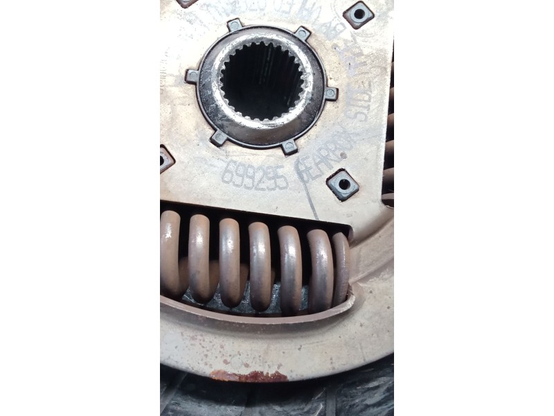 Recambio de kit embrague para audi a3 (8l1) 1.9 tdi referencia OEM IAM 699295  