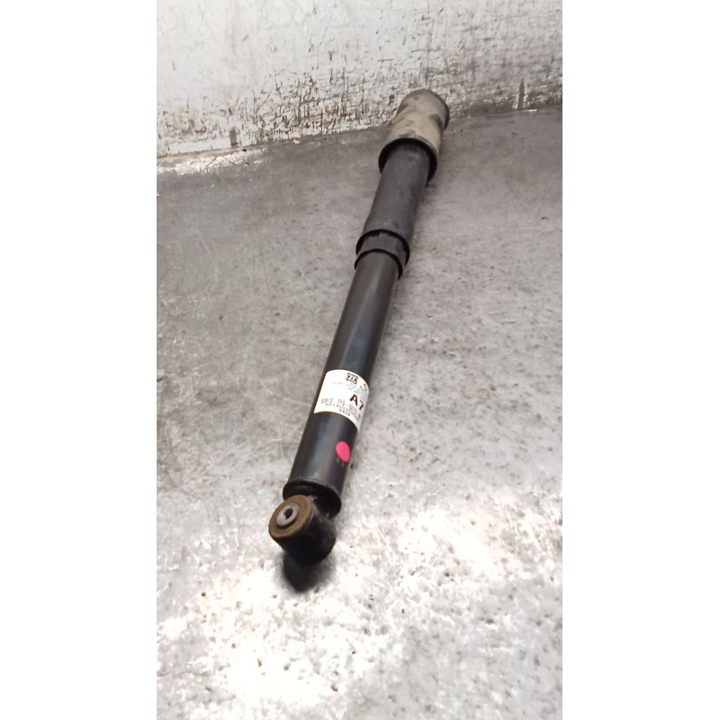 Recambio de amortiguador trasero derecho para honda hr-v (ru) 1.5 i-vtec (ru1) referencia OEM IAM 52610TFSG010M1  