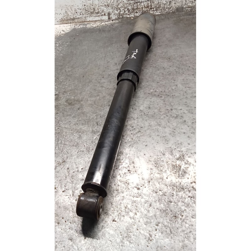 Recambio de amortiguador trasero izquierdo para honda hr-v (ru) 1.5 i-vtec (ru1) referencia OEM IAM 52610TFSG010M1  