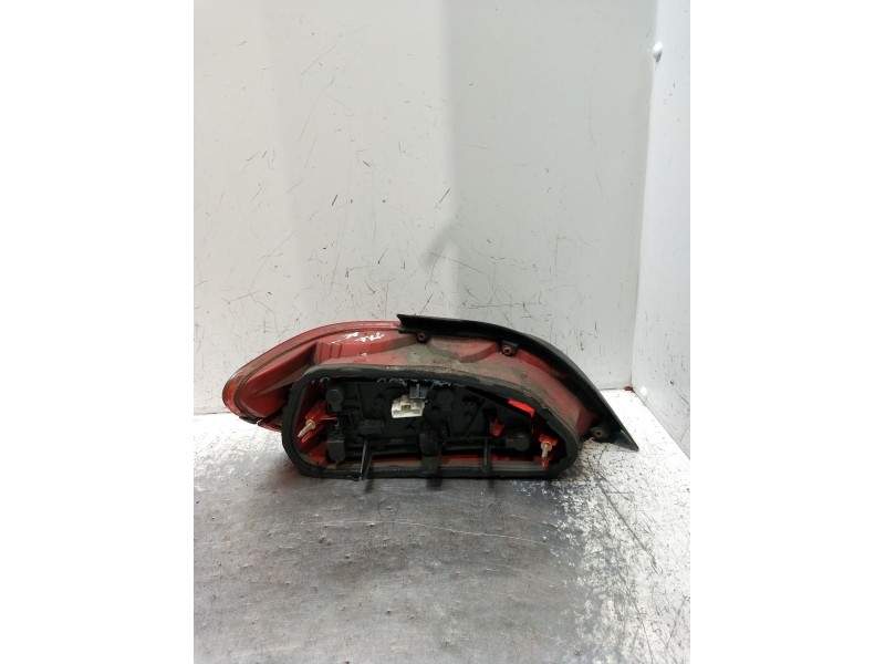 Recambio de piloto trasero derecho para peugeot 406 (8b) 2.0 hdi 110 referencia OEM IAM   