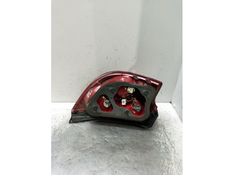 Recambio de piloto trasero derecho para kia cee´d hatchback (ed) 1.6 referencia OEM IAM   