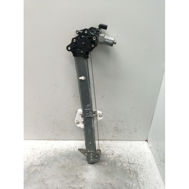 Recambio de elevalunas trasero derecho para honda hr-v (ru) 1.5 i-vtec (ru1) referencia OEM IAM  5P 