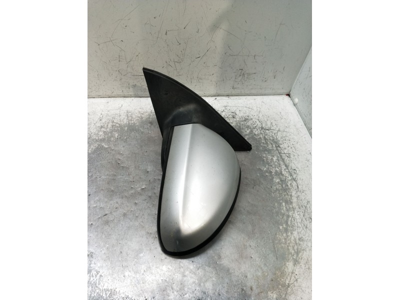 Recambio de retrovisor izquierdo para kia cee´d hatchback (ed) 1.6 referencia OEM IAM  ELÉCTRICO 