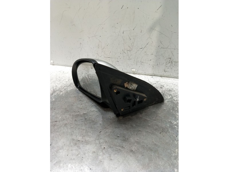 Recambio de retrovisor izquierdo para kia cee´d hatchback (ed) 1.6 referencia OEM IAM  ELÉCTRICO 