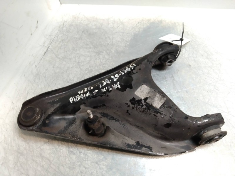 Recambio de brazo suspension inferior delantero derecho para dacia sandero básico referencia OEM IAM   