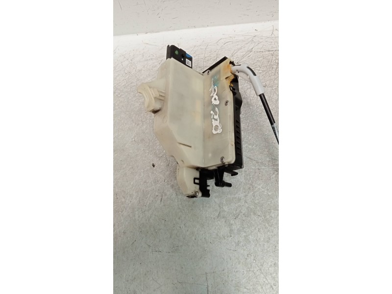 Recambio de motor cierre centralizado delantero derecho para peugeot 2008 (--.2013) allure referencia OEM IAM 45027185  