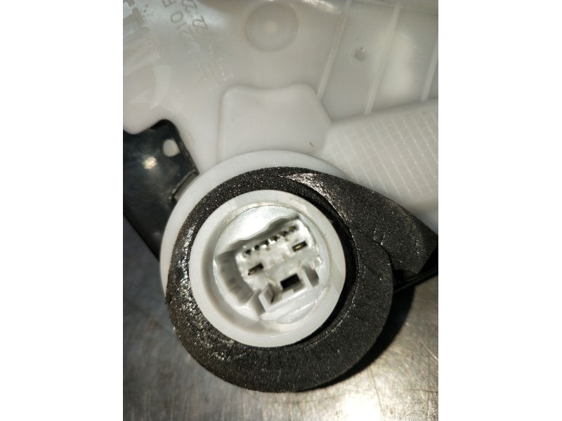 Recambio de motor cierre centralizado delantero derecho para honda hr-v (ru) 1.5 i-vtec (ru1) referencia OEM IAM  5P 