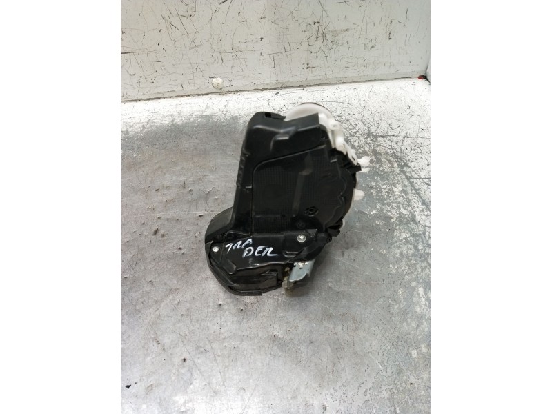 Recambio de motor cierre centralizado trasero derecho para honda hr-v (ru) 1.5 i-vtec (ru1) referencia OEM IAM  5P 